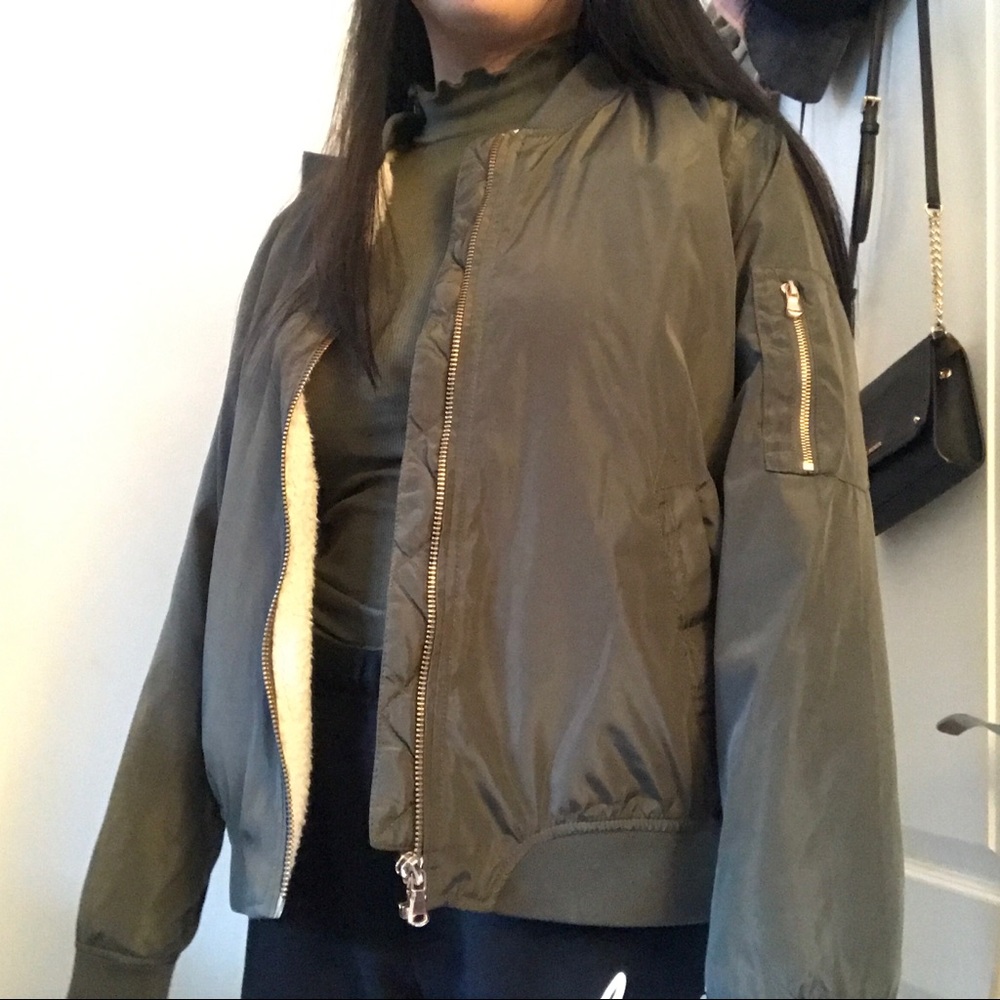 Army Green Bomber Jacket Fleece Lined 🍒